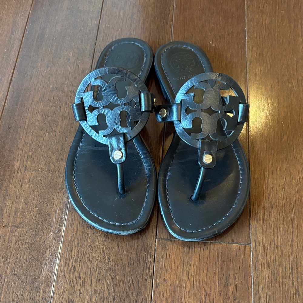 Tory Burch Black Leather Thong Sandals